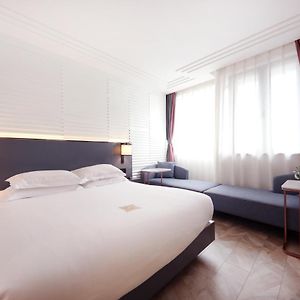 Camera superior con letto king size